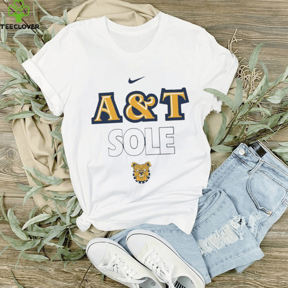 North Carolina A&T Aggies Nike On Court Bench Shirt North Carolina A&T Aggies Nike On Court Bench Shirt
