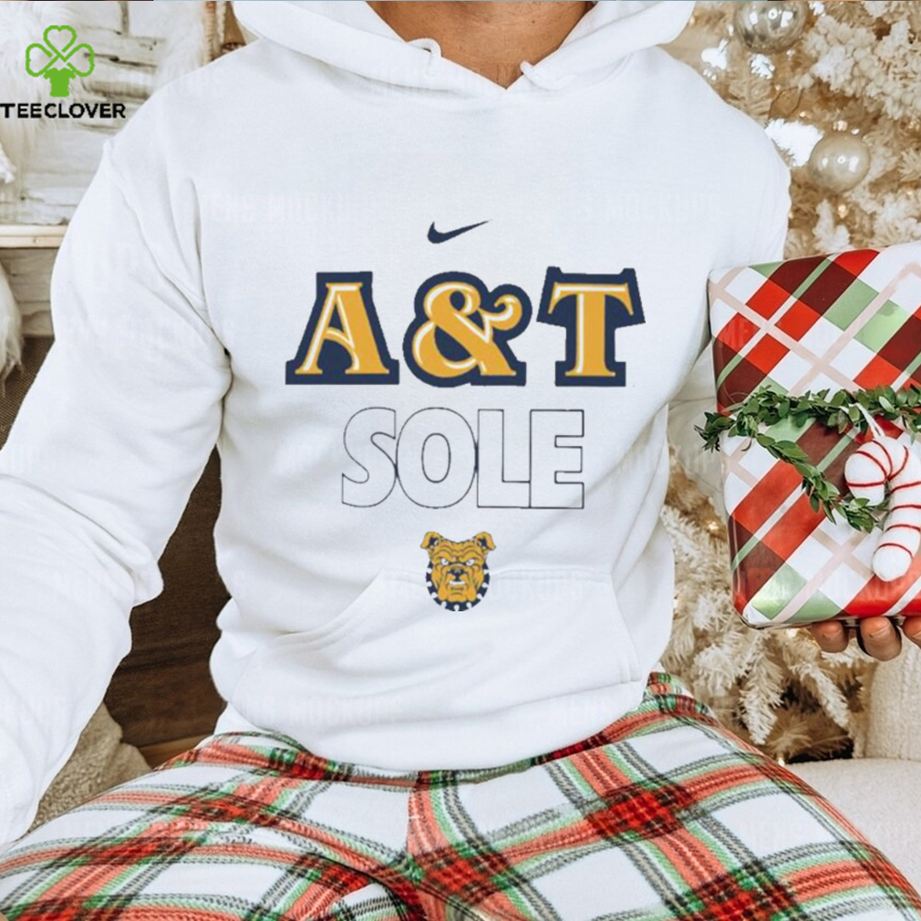 North Carolina A&T Aggies Nike On Court Bench Shirt North Carolina A&T Aggies Nike On Court Bench Shirt