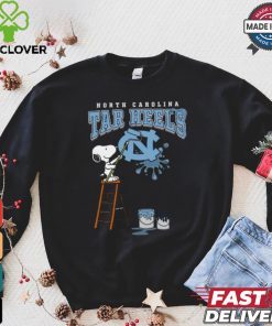 North Carolina Tar Heels Snoopy Painting Shirt