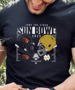 Notre Dame Fighting Irish Vs Oregon State Beavers 2023 Sun Bowl Head to Head hoodie, sweater, longsleeve, shirt v-neck, t-shirt