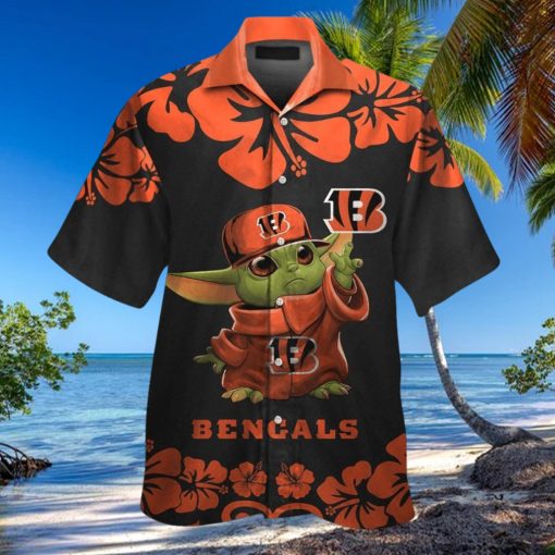 Cincinnati Bengals Baby Yoda Short Sleeve Button Up Tropical Hawaiian Shirt