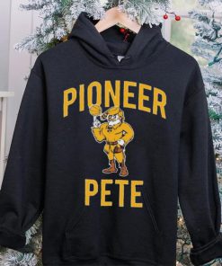 Oakland Golden Grizzlies Pioneer Pete it’s in Michigan hoodie, sweater, longsleeve, shirt v-neck, t-shirt
