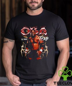 Oba Femi pose superstars WWE shirt
