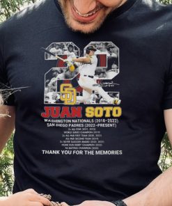 Official 22 Juan Soto Washington National 2018 2022 San Diego Padres 2022 present signature shirt