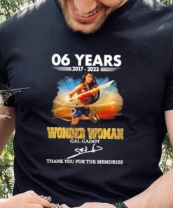 Official 60 years 2017 – 2023 Wonder Woman Gal Gadot thank you for the memories signature shirt