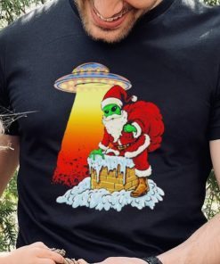 Official Alien santa ufo paranormal funny Christmas graphic T shirt