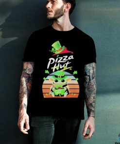 Official Baby Yoda Hug Pizza Hut Logo St Patrick’s Day Vintage Tee Shirt