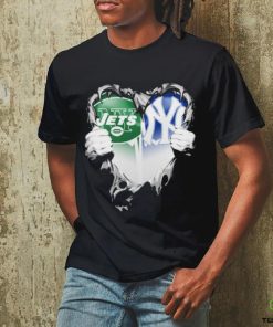 Official Blood Inside Heart New York Jets And New York Yankees T Shirt