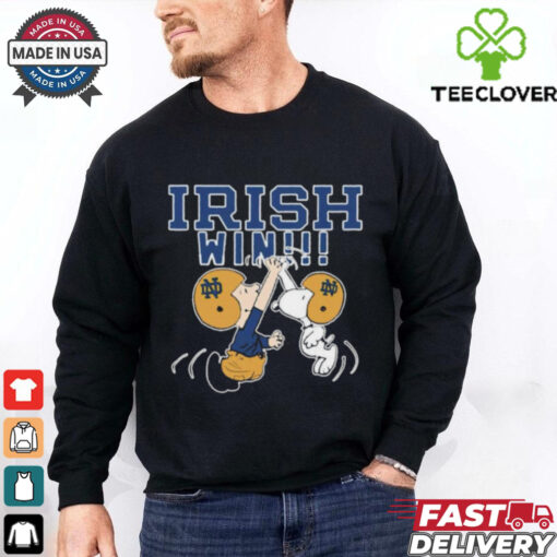 Official Charlie And Snoopy High Five Notre Dame Fighting Irish Win Navy Midshipmen Graphic t shirt