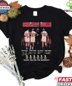 Official Chicago Bulls Scott Pippen Michael Jordan Phil Jackson Dennis Rooman T Shirt