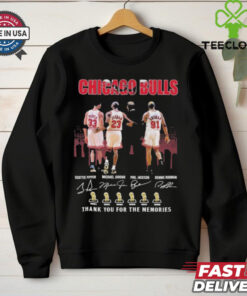 Official Chicago Bulls Scott Pippen Michael Jordan Phil Jackson Dennis Rooman T Shirt