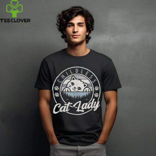Official Childless cat lady cute cat vintage T shirt