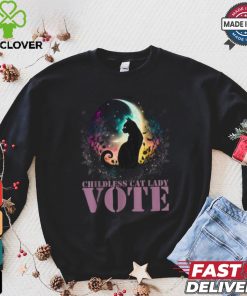 Official Childless cat lady vote vote like a childless cat lady halloween T shirt