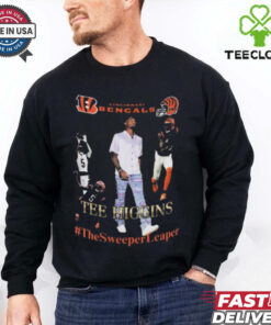 Official Cincinnati Bengals Tee Higgins The Sweeper Leaper NFL Football Graphic t shirt