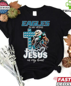 Official Cross Philadelphia Eagles mascot in my veins Jesus in my heart shirt