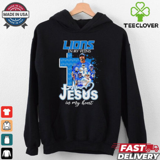 Official Dan Campbell and Players Detroit Lions in my veins Jesus in my heart shirt