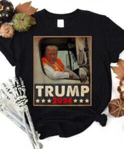 Official Donald Trump in garbage truck truck Team garbage truck For Trump 2024 T Shirt