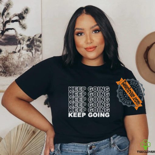 Official Dwight Howard Keep Going Shirt
