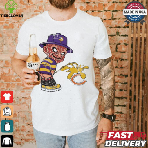 Official Freddy Krueger Minnesota Vikings Piss On Chicago Bears Halloween 2024 NFL Shirt