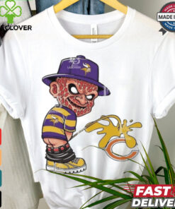 Official Freddy Krueger Minnesota Vikings Piss On Chicago Bears Halloween 2024 NFL Shirt