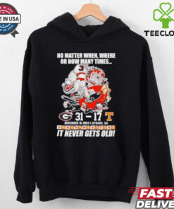 Official Georgia Bulldogs 31 17 Tennessee It Never Gets Old Shirt
