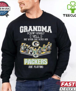 Official Grandma Doesn’t Usually Yell But When She Does Her Green Bay Packers Are Playing Shirt