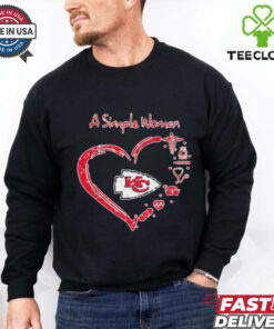Official Heart a simple woman Kansas City Chiefs shirt