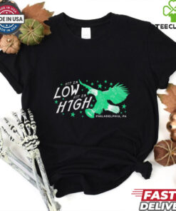 Official Hit ‘Em Low Hit ‘Em High Philadelphia Eagles vs Washington Commanders NFL Philadelphia PA t shirt