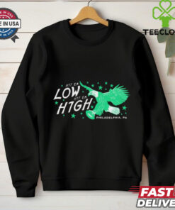 Official Hit ‘Em Low Hit ‘Em High Philadelphia Eagles vs Washington Commanders NFL Philadelphia PA t shirt