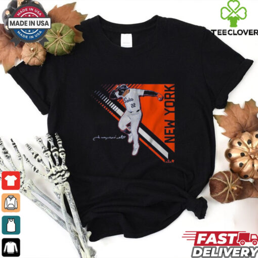 Official Juan Soto Queens Superstar Pose 2.0 New York Mets MLB Signature t shirt