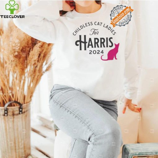 Official Kamala harris childless cat lady comfort colors shirt