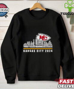 Official Kansas City Chiefs 2024 thank for amazing season players name skyline Best Selling shirt
