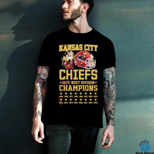 Official Kansas City Chiefs Mascot 8 Straight AFC West Division Champions hoodie, sweater, longsleeve, shirt v-neck, t-shirt