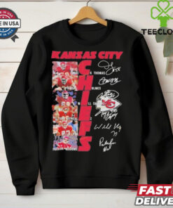 Official Kansas City Chiefs Signature Unisex T-Shirts featuring player signatures and bold team branding, perfect for Chiefs fans.