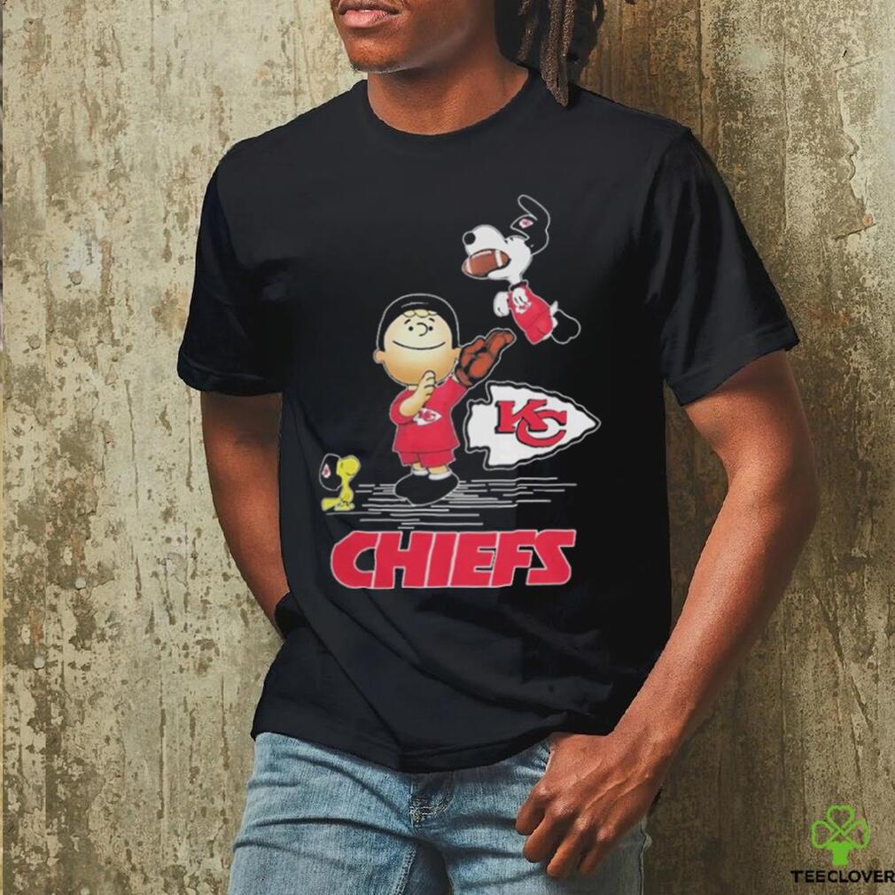 Official Kansas City Chiefs The Peanuts Christmas 2023 T Shirt Official Kansas City Chiefs The Peanuts Christmas 2023 T Shirt