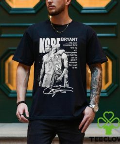 Official Kobe Bryant Signature Los Angeles Lakers T Shirt