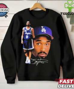 Official Los Angeles Lakers Kobe Bryant Basketball – Stylish Tribute To The Basketball Legend Signature t shirt