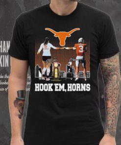 Official Madisen Skinner And Quinn Ewers Texas Hook ‘Em, Horns Signatures Shirt