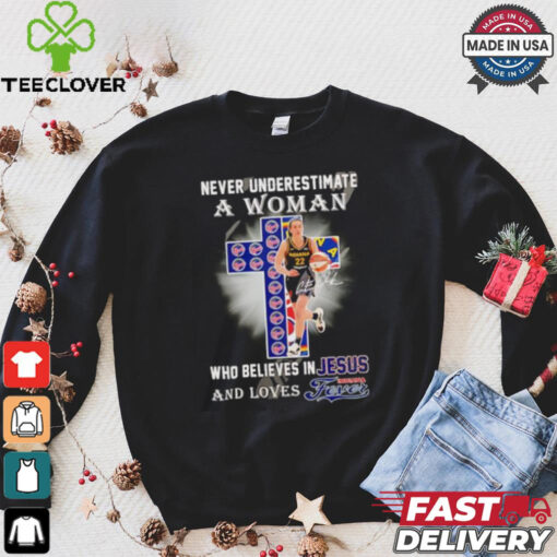Official Never underestimate a woman who believes in Jesus and loves Indiana Fever shirt