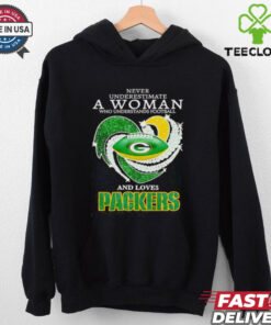 Official Never underestimate a woman who understands football and loves Packers shirt