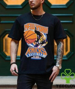 Official New York Knicks Hyperfly Unisex NBA x My Hero Academia All Might Smash T Shirt