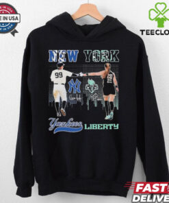 Official New York Yankees New York Liberty Pride Of New Yorker T Shirt