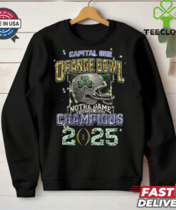 The **Official Notre Dame Fighting Irish Champions 2025 Diamond Heart T-Shirt** celebrates the Fighting Irish's championship victory in 2025 with a striking diamond heart design. A perfect shirt for fans who want to show their pride and admiration for the team’s accomplishments in style!