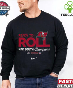 Official Nike Ready to Roll Tampa Bay Football T-Shirt featuring a dynamic design with the Tampa Bay Buccaneers' branding, perfect for fans showing their support in a stylish and sporty way.