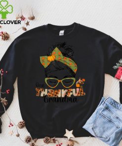 Official One Thankful Grandma Messy Bun Funny Fall Autumn Sweater Shirt