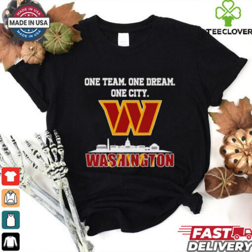 Official One team one dream one city Washington skyline city shirt