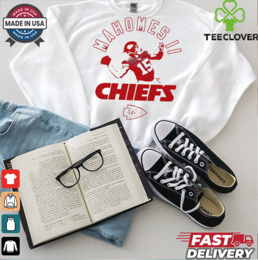 Official Patrick Mahomes Kansas City Chiefs throw the ball shirt