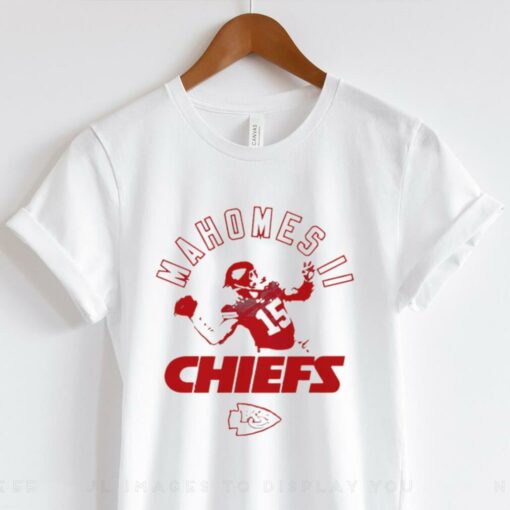 Official Patrick Mahomes Kansas City Chiefs throw the ball shirt