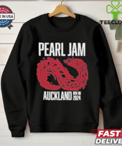 Official Pearl Jam Auckland November 08 2024 Tour T Shirt