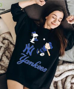 Charlie brown and snoopy new york yankees baseball team logo shirt